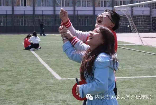 春意濃濃 “箏箏”日上——財會系舉辦放風(fēng)箏大賽