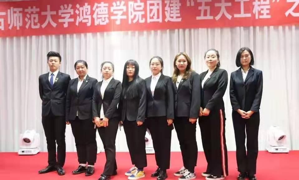 在實踐中成長，在實踐中散發(fā)光芒