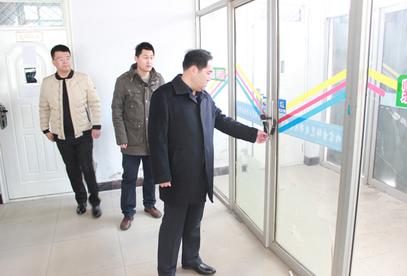 打好安全攻堅戰 平安責任重如山——開學伊始 院領導對學院各場館、設施展開全面安全檢查