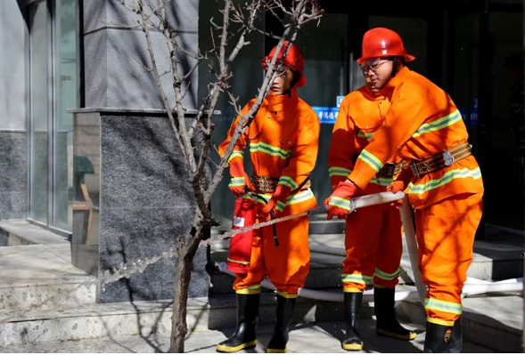 鴻德學院開展秋冬消防安全系列演練活動