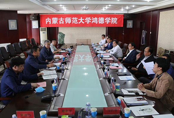 自治區教育廳檢查評估組來我院評估開學復課疫情防控工作