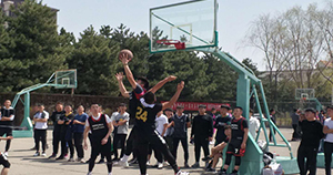 管理系第九屆迎春杯籃球聯賽精彩開賽