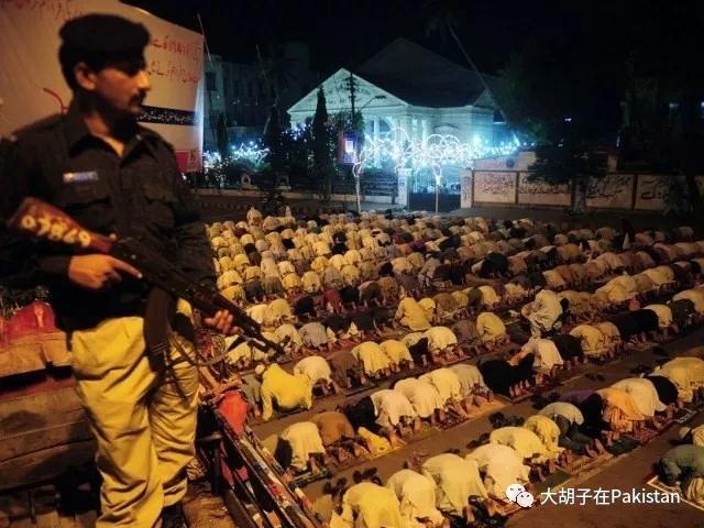 巴基斯坦小警察的夢想——眾籌建房