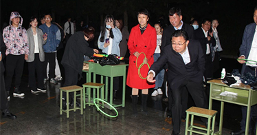 雙節(jié)同慶，家國(guó)同心！萬(wàn)名鴻德師生這樣過(guò)佳節(jié)……多圖來(lái)襲|今天版面有點(diǎn)擠