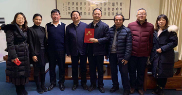 胡益華教授應邀擔任內蒙古鴻德文理學院客座教授并作課題申報專題講座