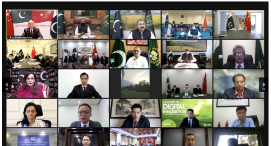 習近平同巴基斯坦總統阿爾維就中巴建交70周年互致賀電 李克強同巴基斯坦總理伊姆蘭互致賀電