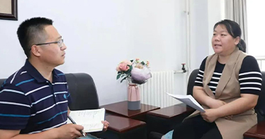 在“線上教育模式”下，鴻德的教學(xué)工作是如何做的？