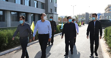 黨委書記盧鳳龍、副院長王新剛到鴻德北校區檢查指導工作