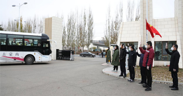 齊心筑牢鴻德“防疫墻”！駐校督導(dǎo)組切實推動校園防疫責任壓到實處