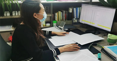 鴻德教師護送學生返鄉感言|孫亞楠：微光成炬，溫暖可及