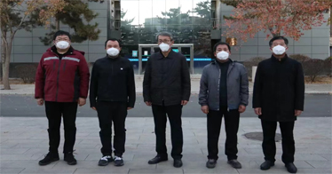 “疫”路有你、溫暖同行——鴻德師生向疫情防控駐校督導(dǎo)組致敬