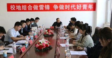 “鴻通卡”再添新成員 學(xué)院7個(gè)系分別包聯(lián)7個(gè)社區(qū)