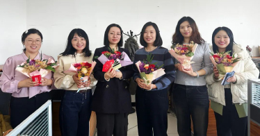 今天，鴻德超甜！