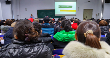 學院舉辦消防安全及食品安全培訓