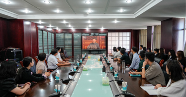 九三閱兵！鴻德師生共同見證！